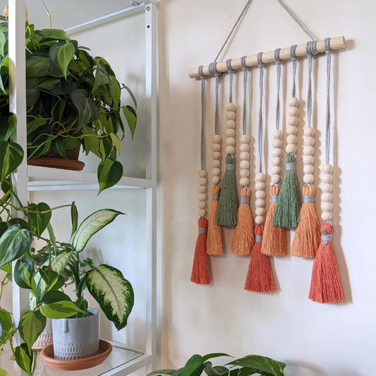 Daylily Red Tassel Wall Hanging