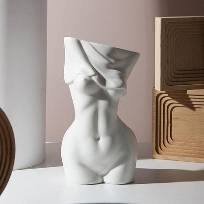Feminine Body Vase